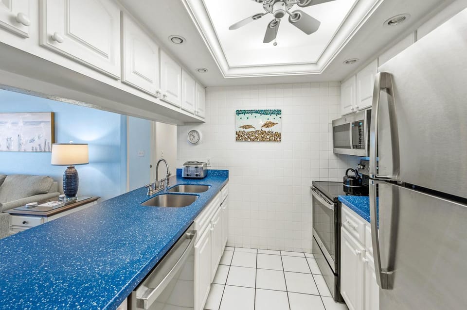 #1112 Sanibel Moorings Gulf Front House in Sanibel Island