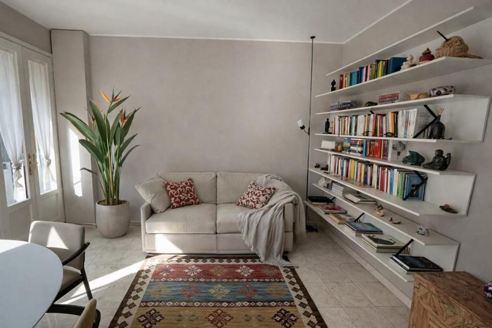 Sempione Chic Flat, Arco della Pace, 20 minutes from the Duomo Apartment in Milan