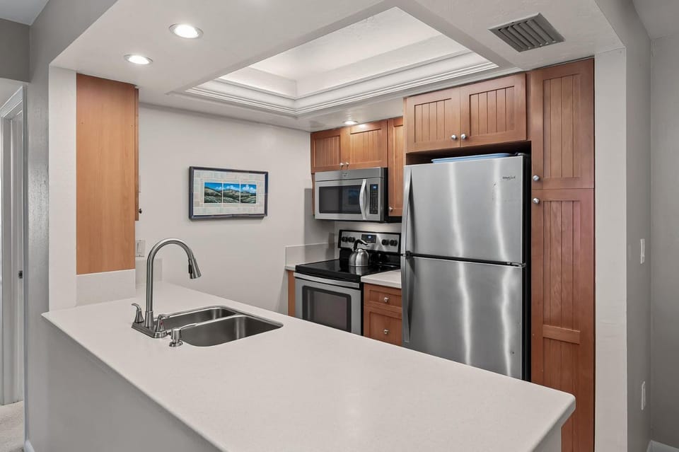 #122 Sanibel Moorings Gulf Front House in Sanibel Island
