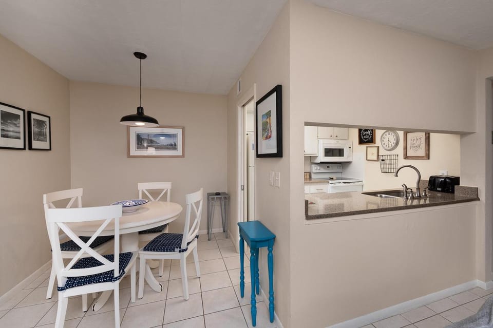 #1622 Sanibel Moorings Dockside House in Sanibel Island