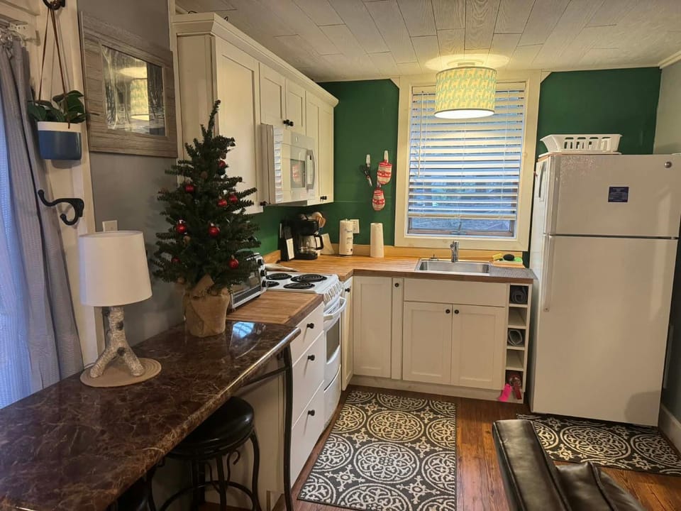 Kitchen or kitchenette, dishwasher, oven, stove, kitchen