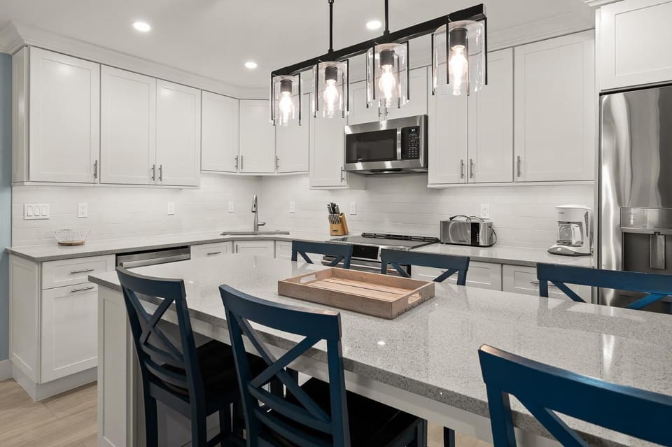 #411 Sanibel Moorings Gulf View House in Sanibel Island