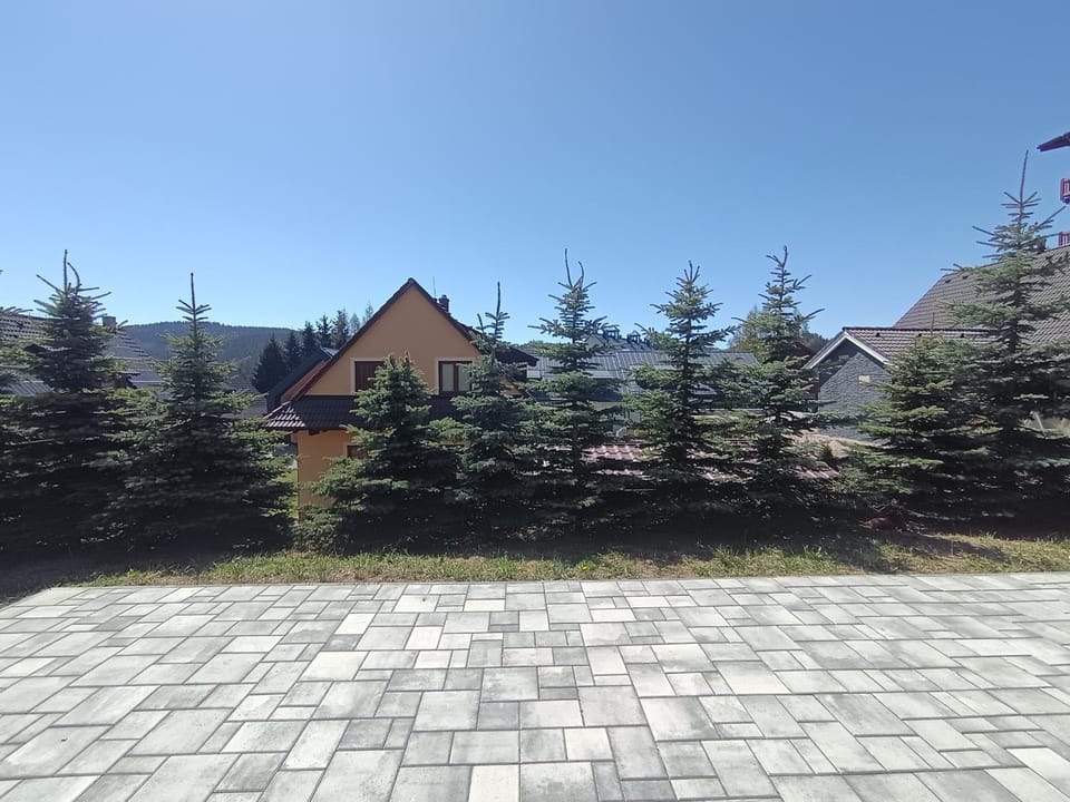 Balcony/Terrace, Garden view