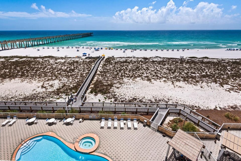 Summerwind Center 504 House in Pensacola Beach