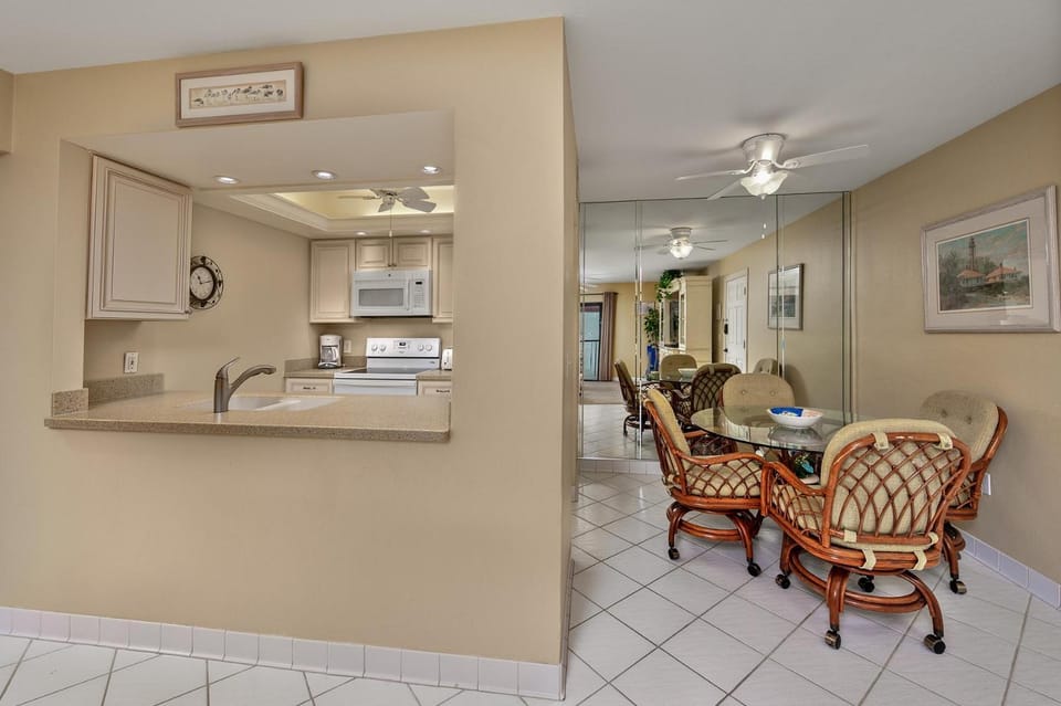 #742 Sanibel Moorings Gulf View House in Sanibel Island