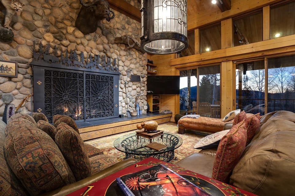 CP2450 - Christie Peak Lodge House in Steamboat Springs