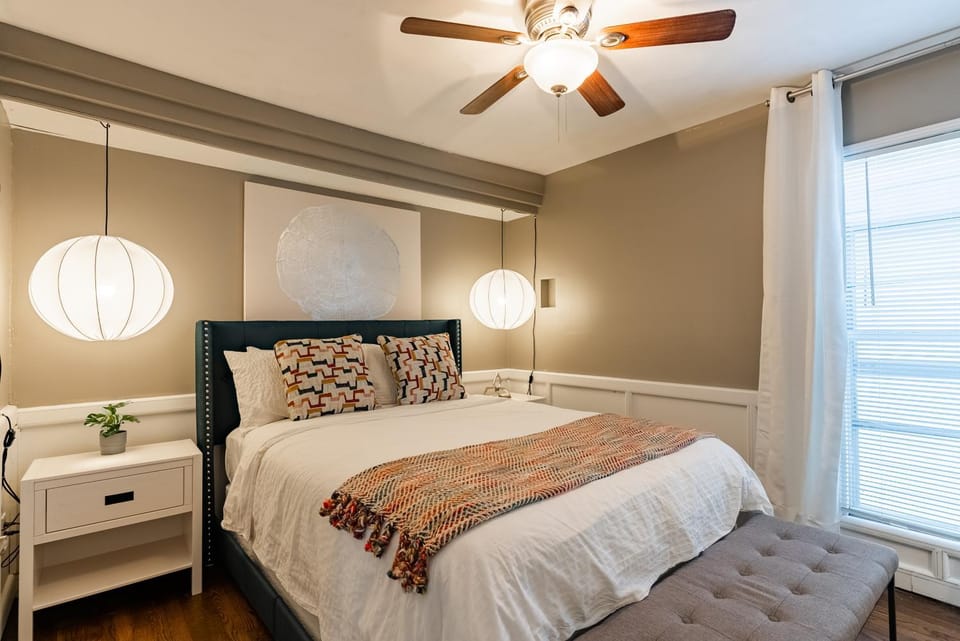 21 - 2Bd Retreat Near KU Med 21 House in Kansas City