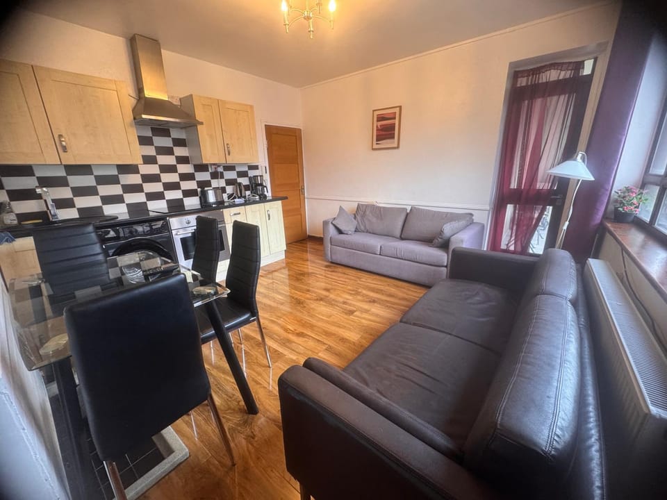 Chadswell House Apartment in London Borough of Islington