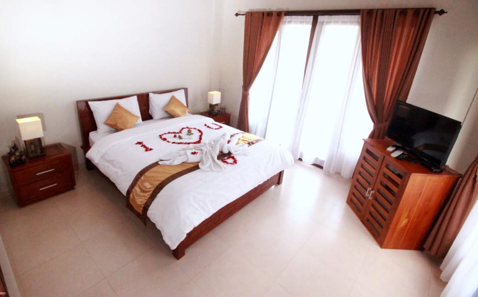 Property building, Bed