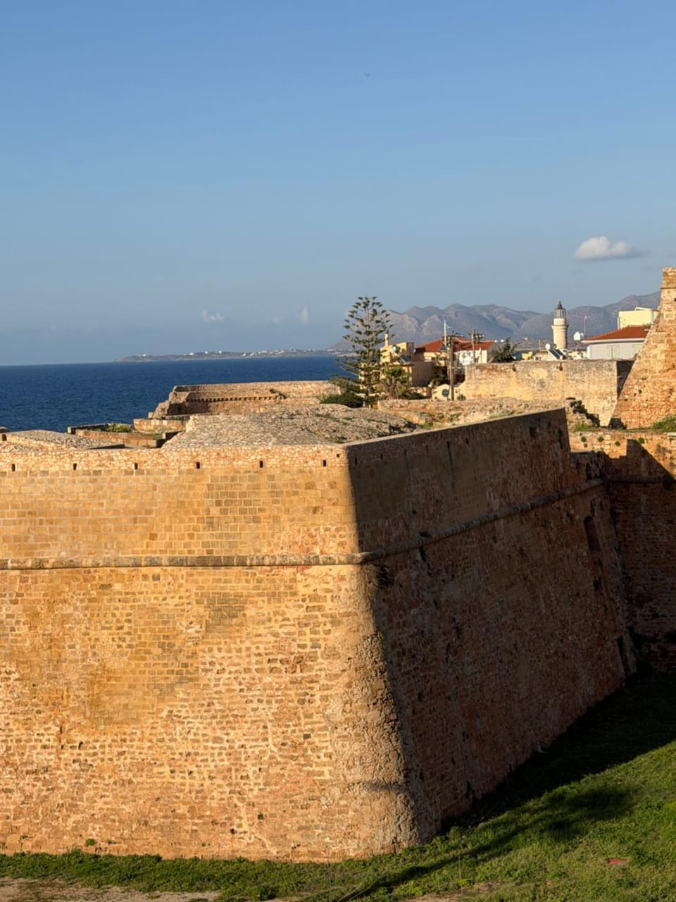 Chania Sea view apt 9' to center, beach, old town Apartment in Chania