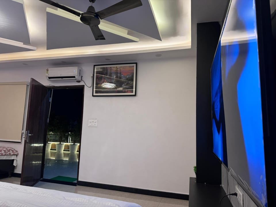 skyheaven House in Uttar Pradesh