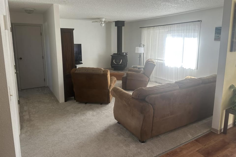 Yale Street Retreat Close to Kenai Fishing House in Soldotna
