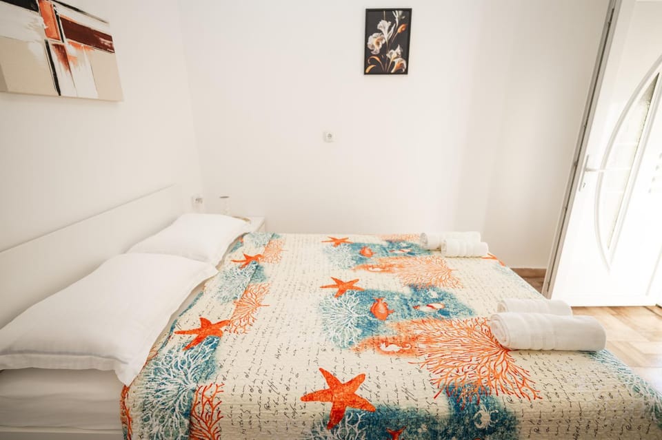 Studio Mjesec Apartment in Tisno