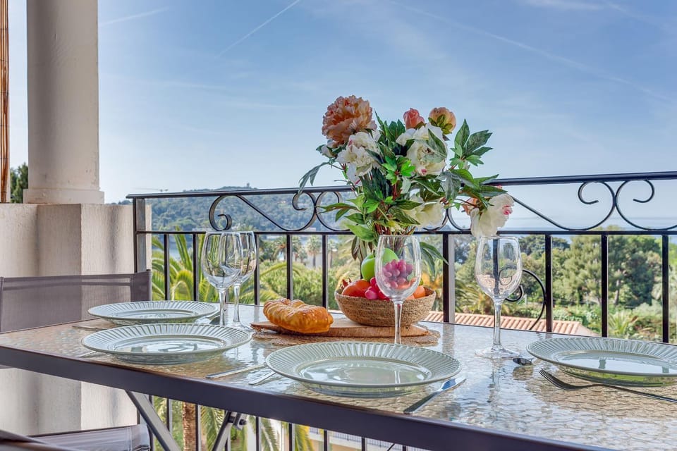 Balcony/Terrace, Dining area