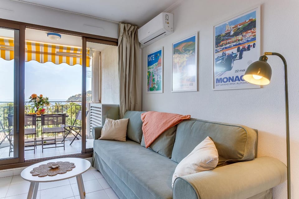 Balcony/Terrace, Living room, Seating area, Sea view