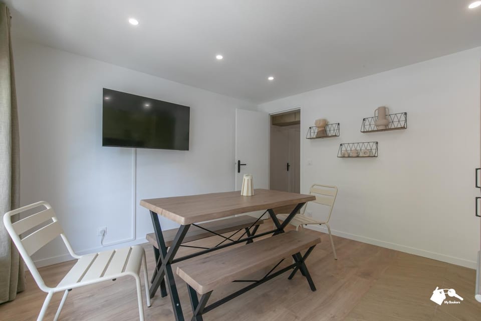 MBA Amazing appartment Montrouge center near Metro proche Paris Apartment in Montrouge
