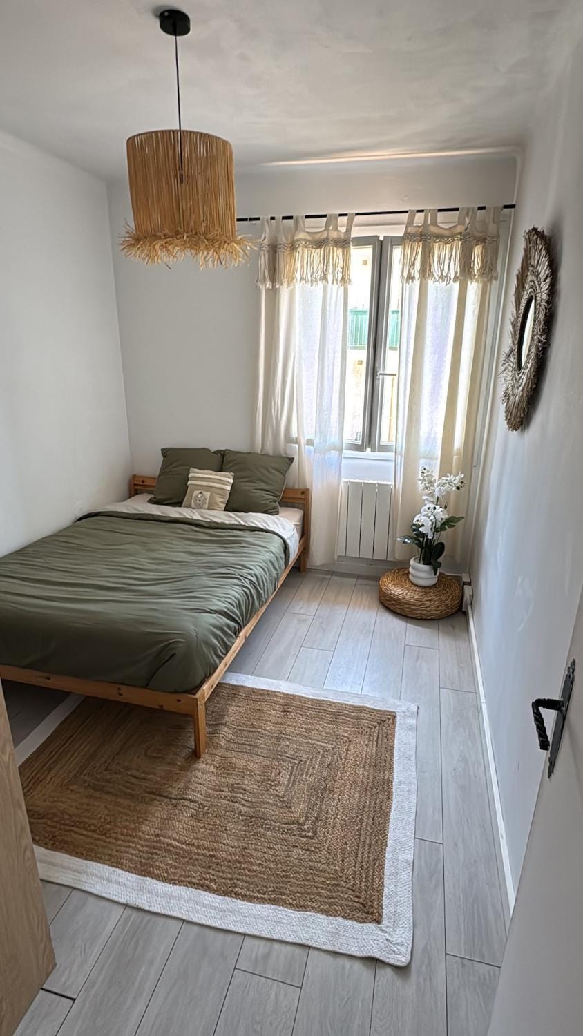 T3 de charme, traversant et agréable à vivre Apartment in Toulon