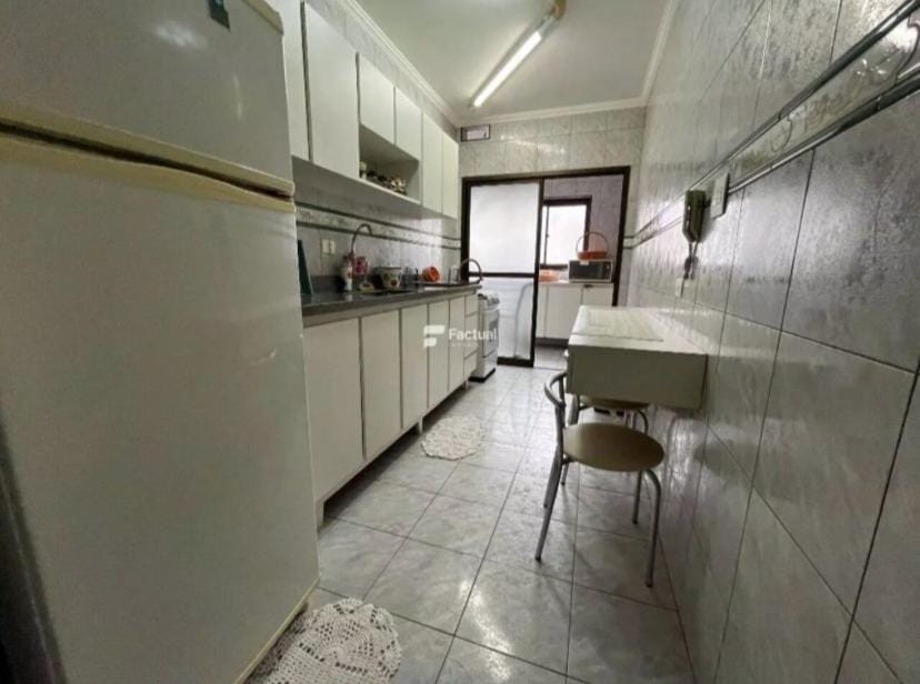 Apartamento na melhor localização da Enseada Apartment in State of São Paulo