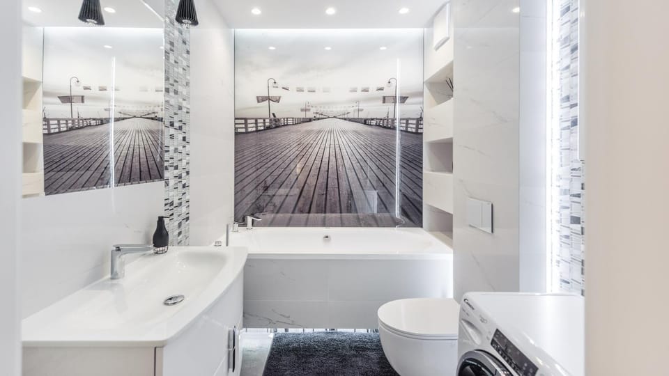 Bathroom, Bath