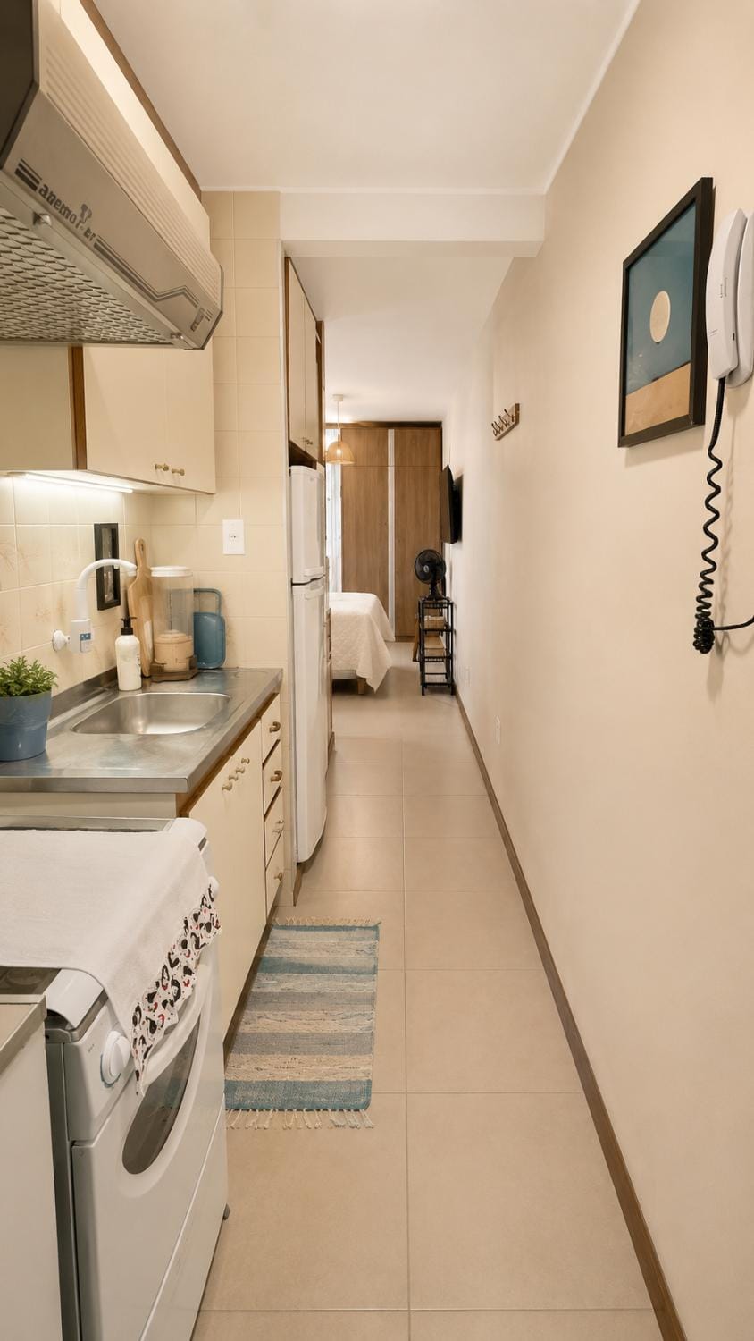 Studio repleto de arms de bom gosto versátil proximo Santa Casa TV Smart janelao de fundo silencioso máq lavar apto68 Edificio Tiata Apartment in Sao Paulo City