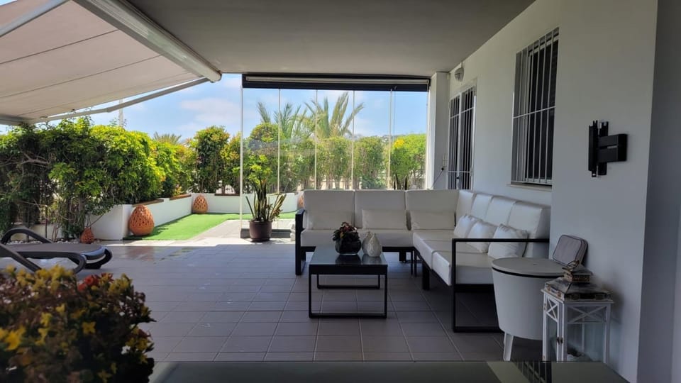 OCEAN VIEW Deluxe Apartment Apartment in Costa Blanca