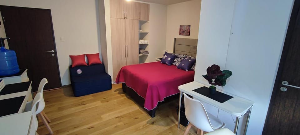 Bed, Photo of the whole room