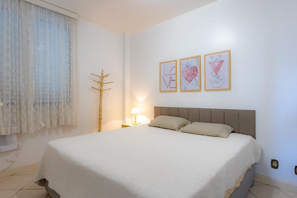 Apartamento Espaçoso e Confortável a uma quadra do mar Apartment in Camboriú