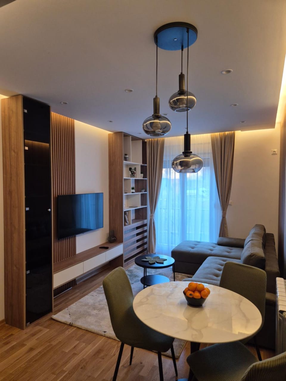 TV and multimedia, Living room, Dining area