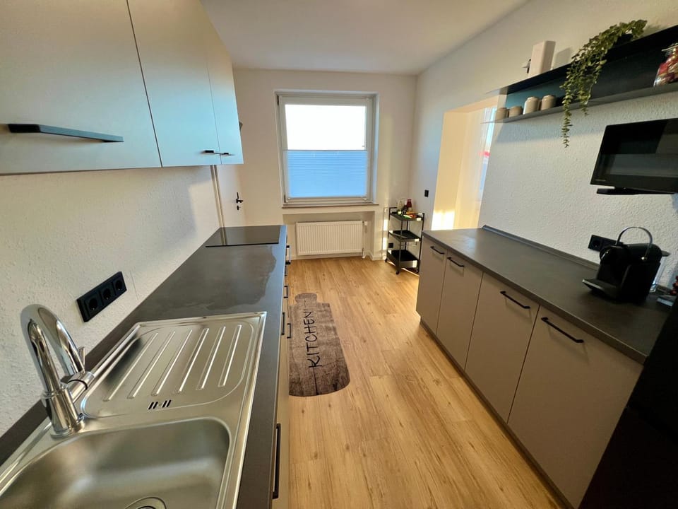 Kitchen or kitchenette, kitchen