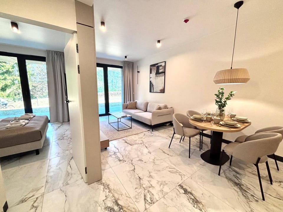 Apartament WHITE GLOVE VIDOK Lake 113 Apartment in Poland