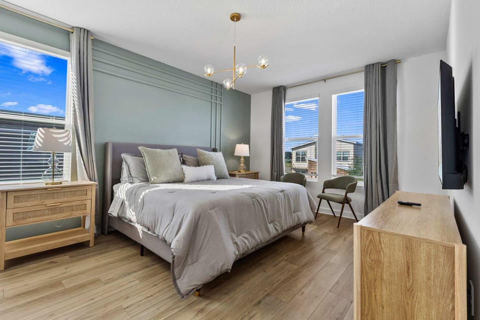 6BR Reunion Villa w Pool Spa & Themed Rooms 7894 House in Four Corners