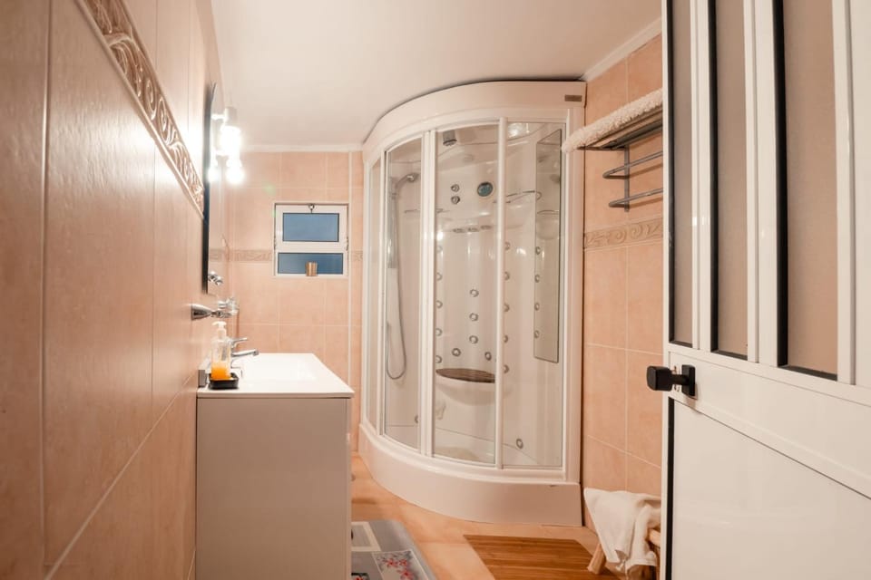 Shower, Sauna, Bathroom