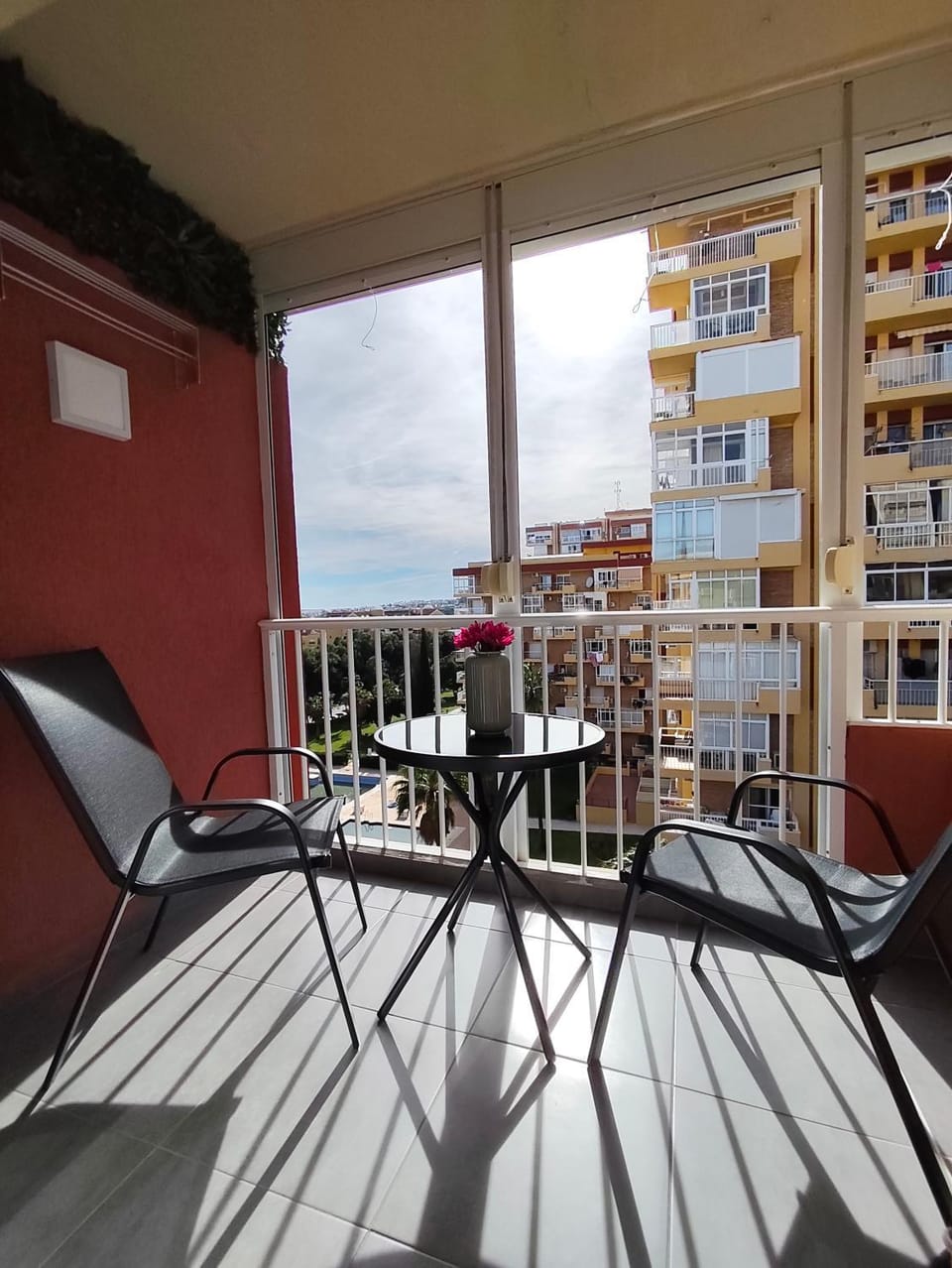 Luminoso y acogedor estudio cerca del mar y ocio Apartment in Benalmadena