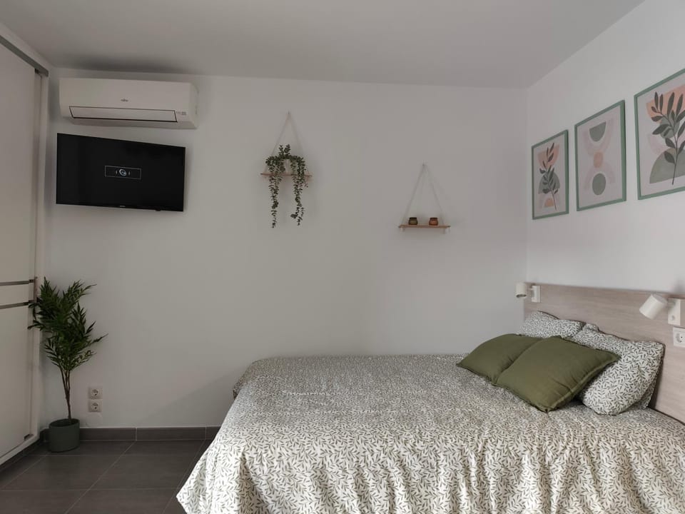 Luminoso y acogedor estudio cerca del mar y ocio Apartment in Benalmadena