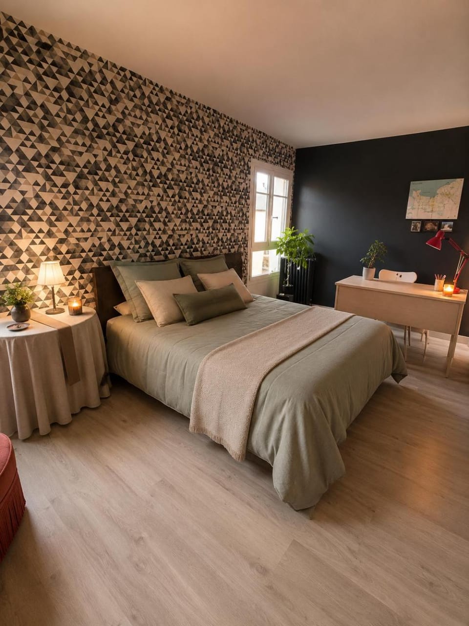 Bed, Photo of the whole room, Bedroom