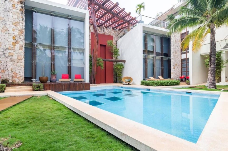 Garden, Swimming pool