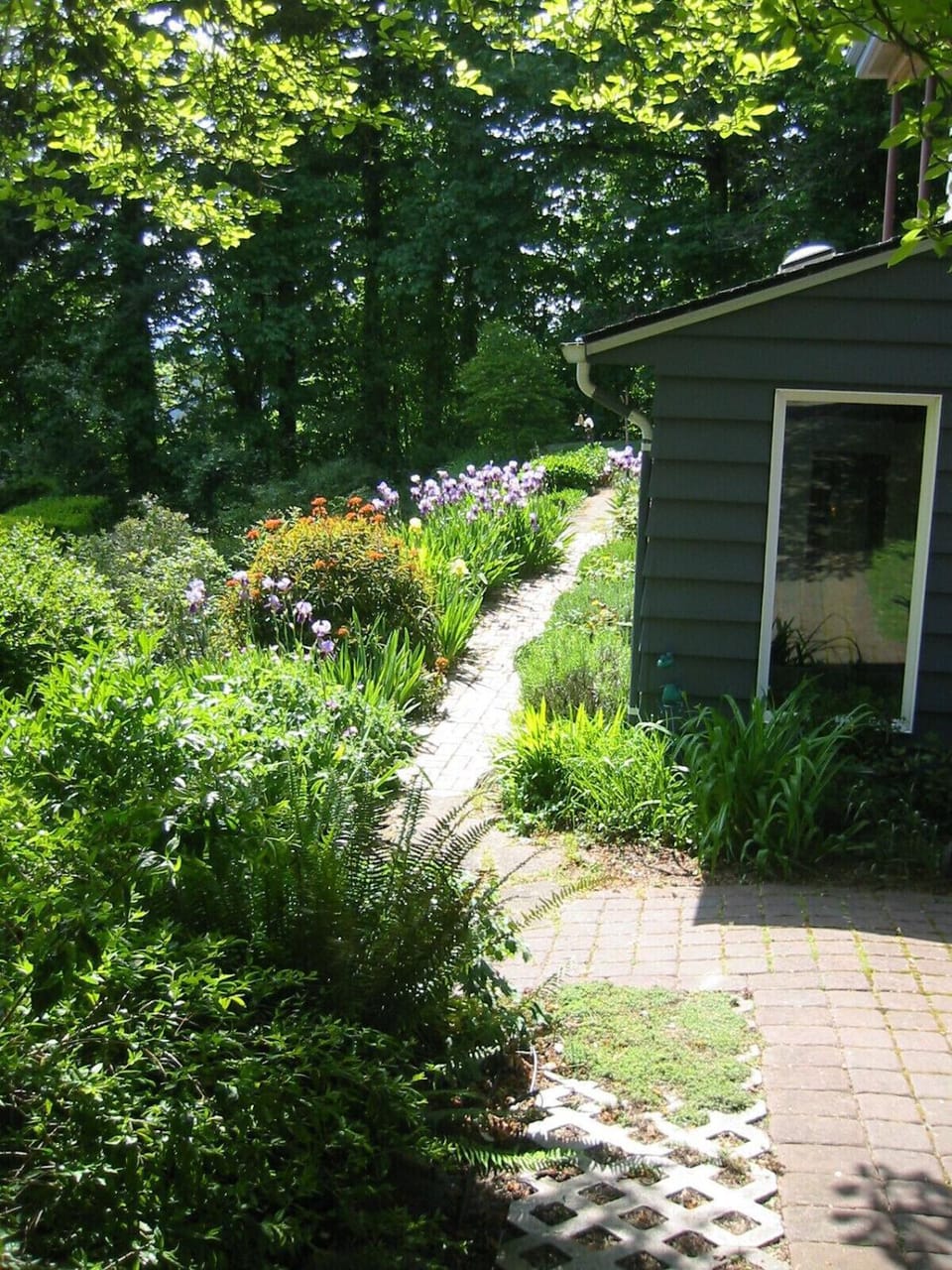 Facade/entrance, Spring, Natural landscape, Garden view
