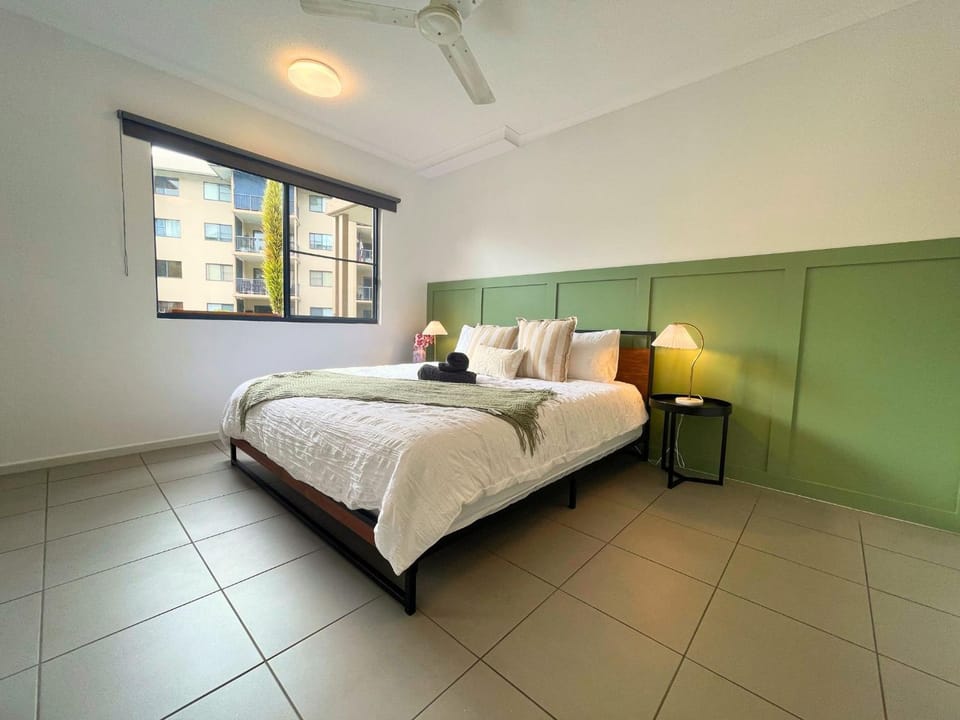 Dive In – Cairns Poolside Stay Apartment in Cairns