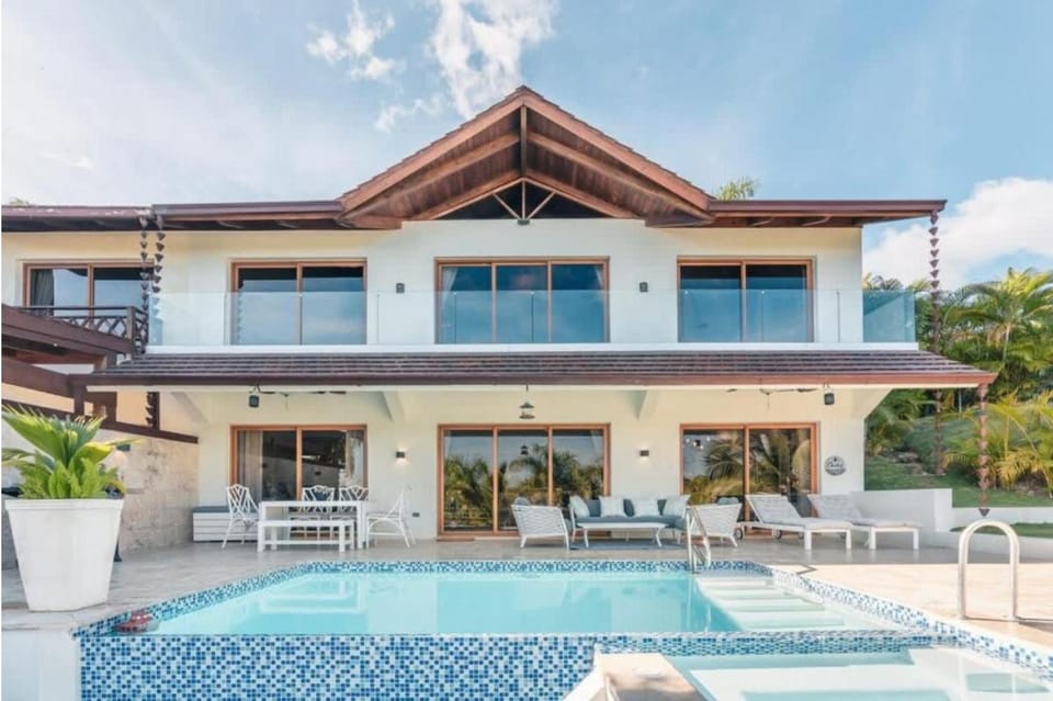 Apex Executive Apartments - Samana Dominican Republic Villa in Samaná Province