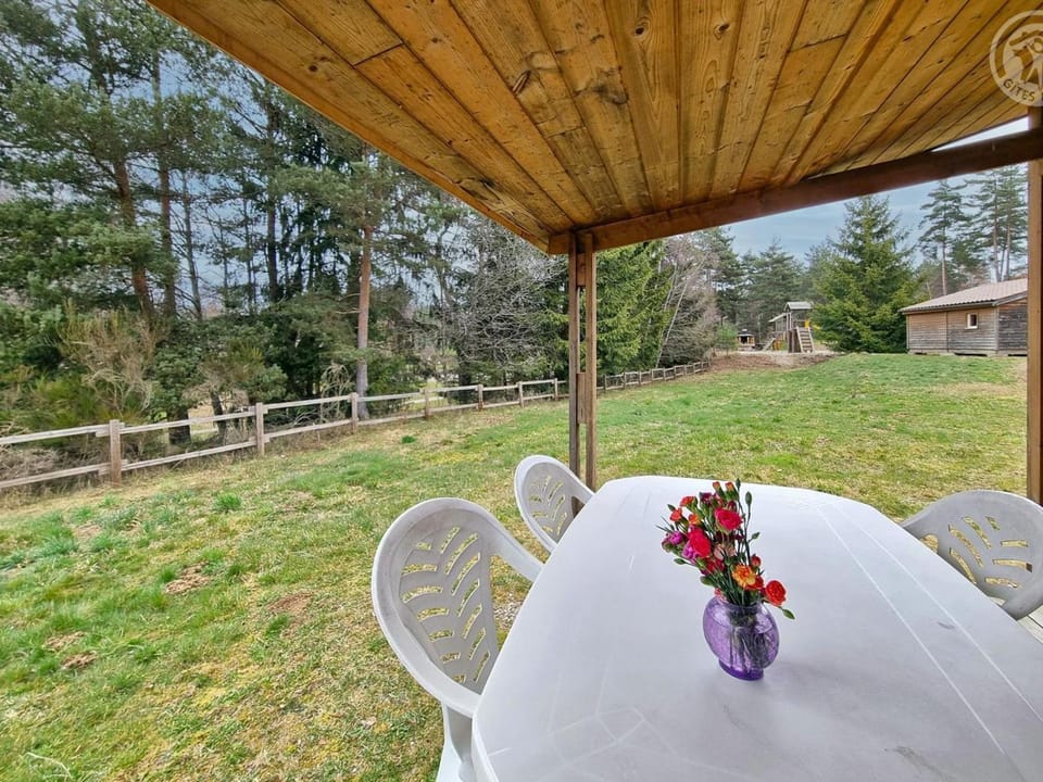 Chalet avec animaux admis - 4 pers. - FR-1-496-399 House in Auvergne-Rhône-Alpes