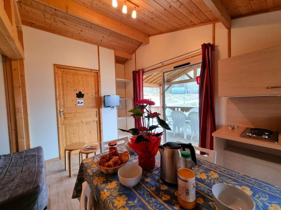 Chalet PMR, animaux OK - 4 pers. - FR-1-496-400 House in Auvergne-Rhône-Alpes