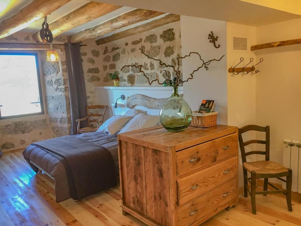 Gîte lozère bleue 12 personnes House in Occitanie