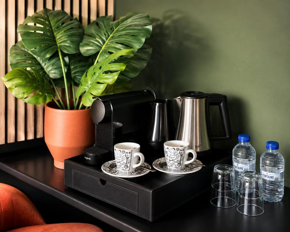 Coffee/tea facilities