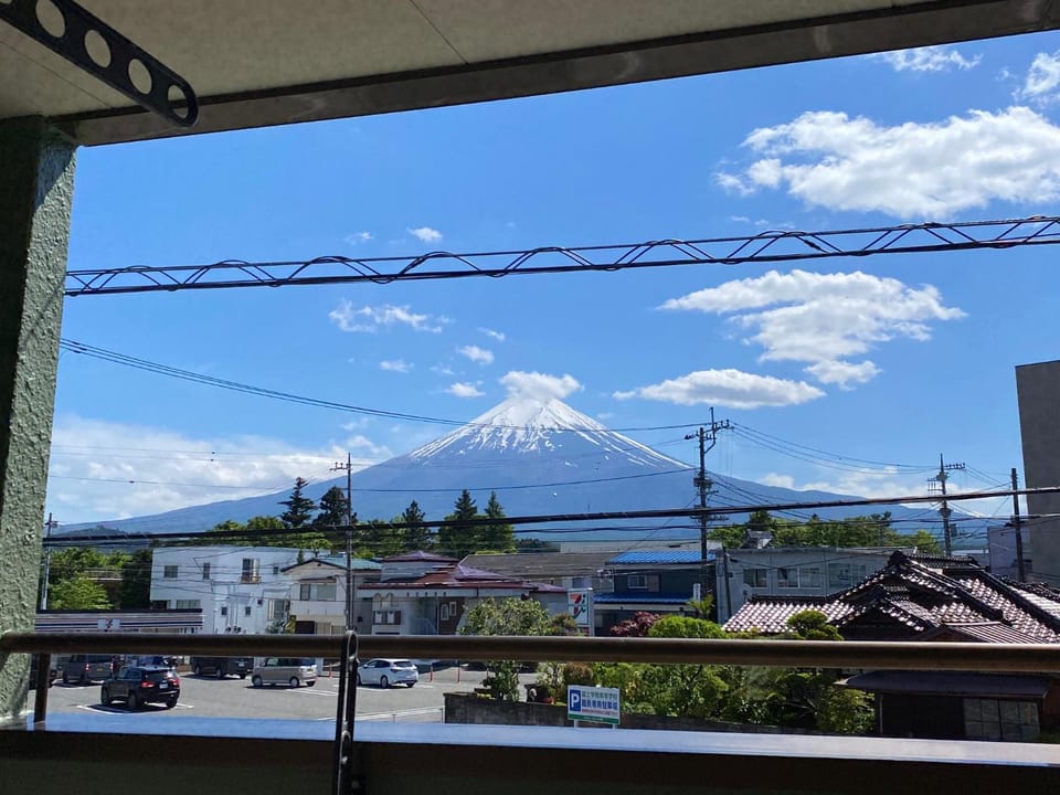 View (from property/room), Balcony/Terrace, Mountain view