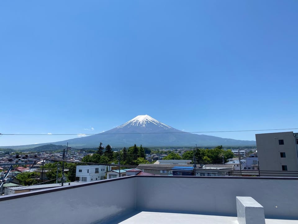Guest House KURA 776 Mt Fuji View and 1 min to Gekkoji Station Bed and Breakfast in Japan