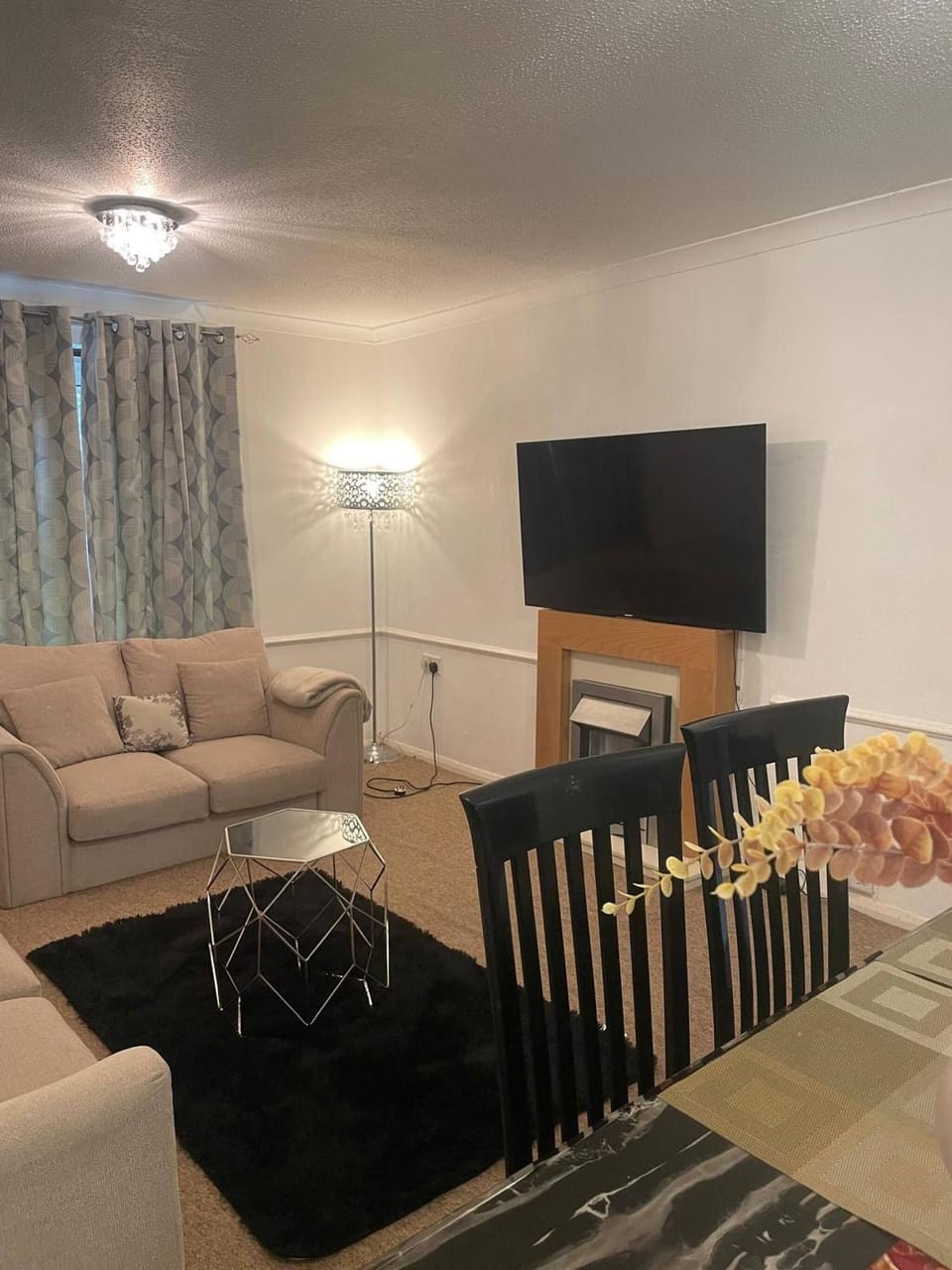 Communal lounge/ TV room, TV and multimedia, Living room