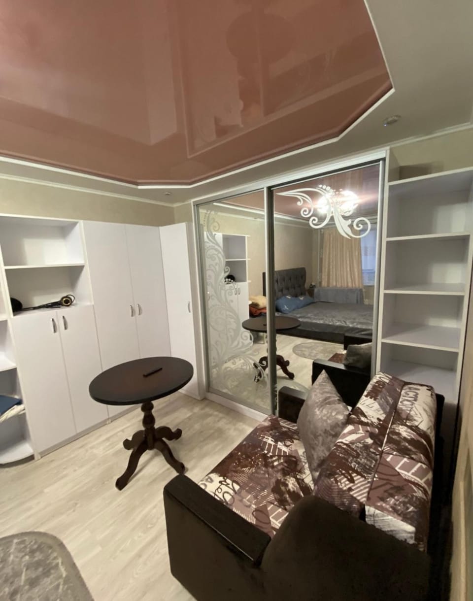 Апартаменти на Зарічному Apartment in Dnipropetrovsk Oblast