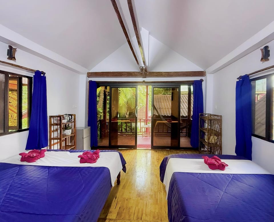 Happy Elephant Bungalows Hotel in Sihanoukville