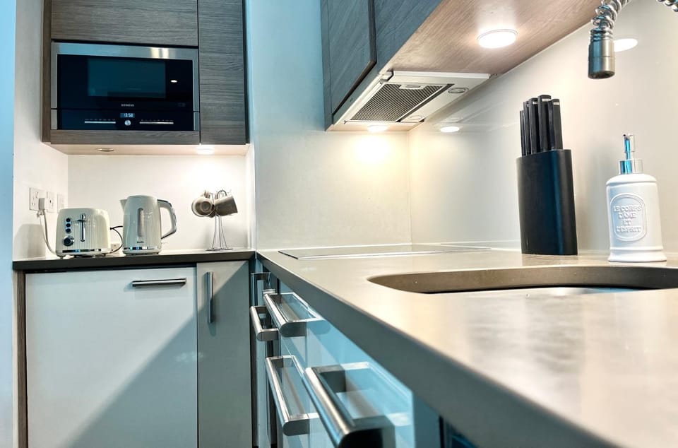 Kitchen or kitchenette, dishwasher, minibar, pet friendly, toaster