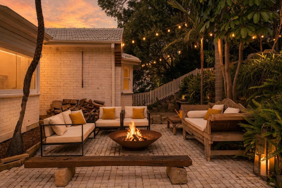 Patio, Day, Garden